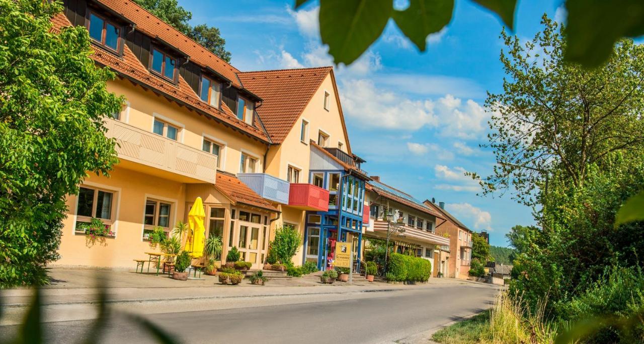 Landgasthof Schwarz Windsbach Экстерьер фото